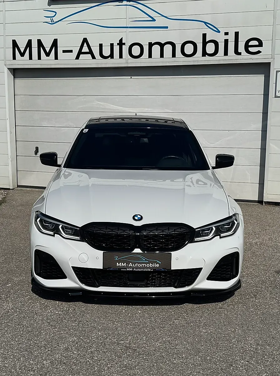BMW 3 Series 2020 photo 3