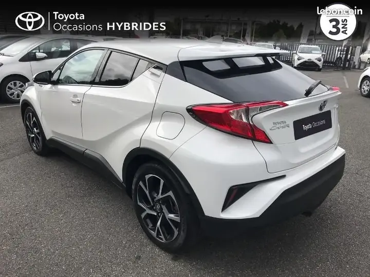 Toyota C-Hr 2019 photo 2