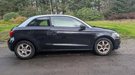 Audi A1 2011 photo 4