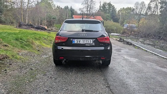 Audi A1 2011 photo 2