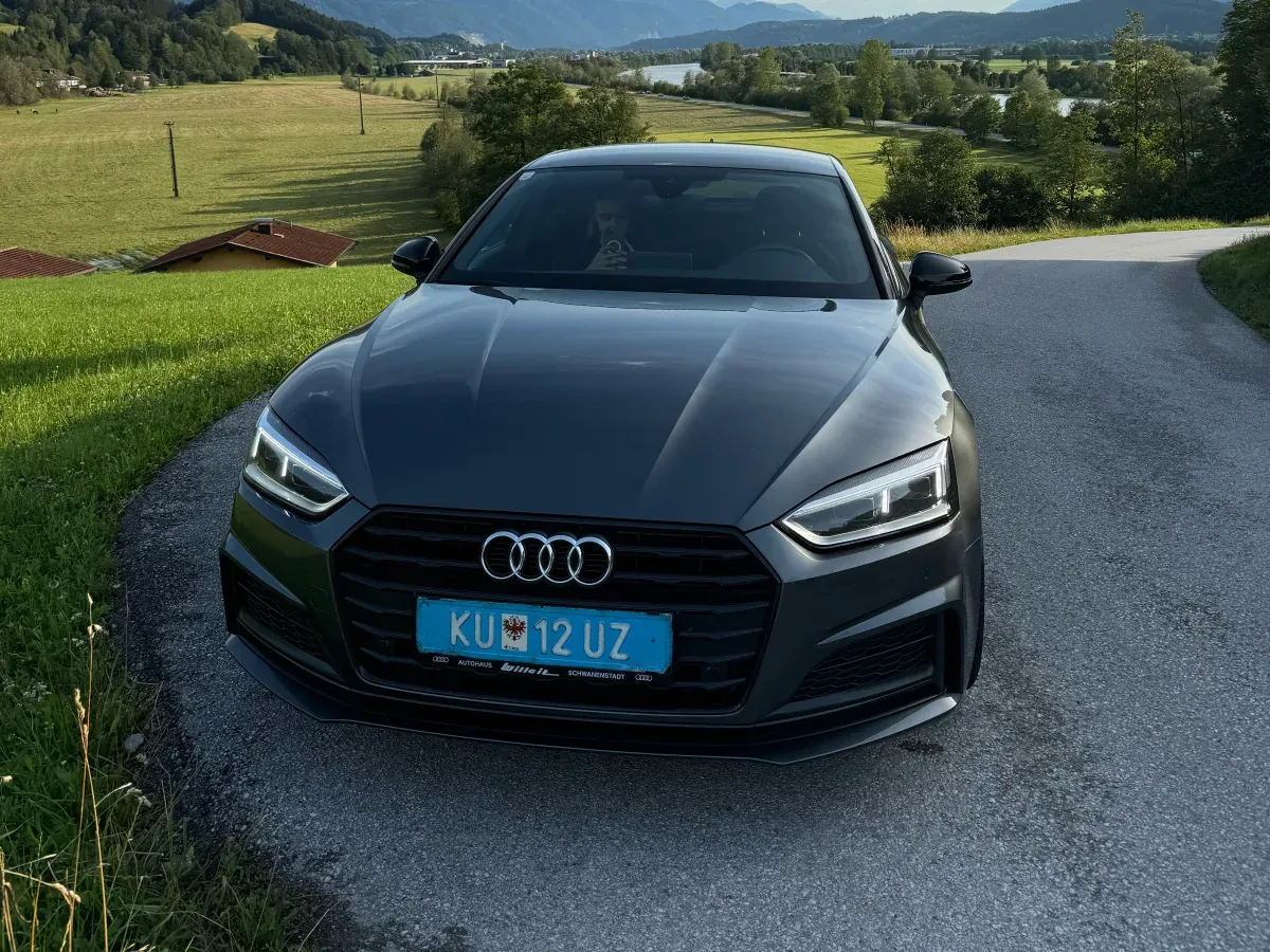 Audi A5 2018 photo 2