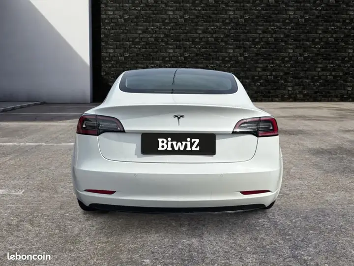 Tesla Model 3 2021 photo 4