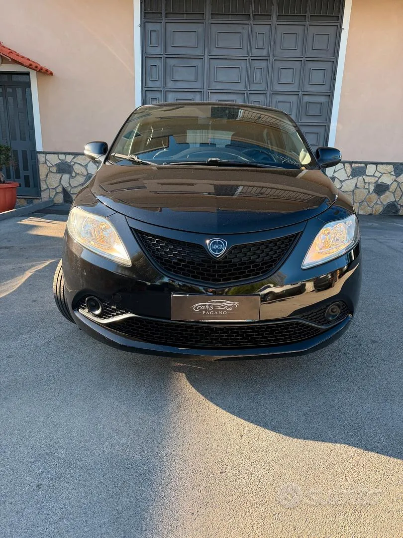 Lancia Ypsilon 2019 photo 2