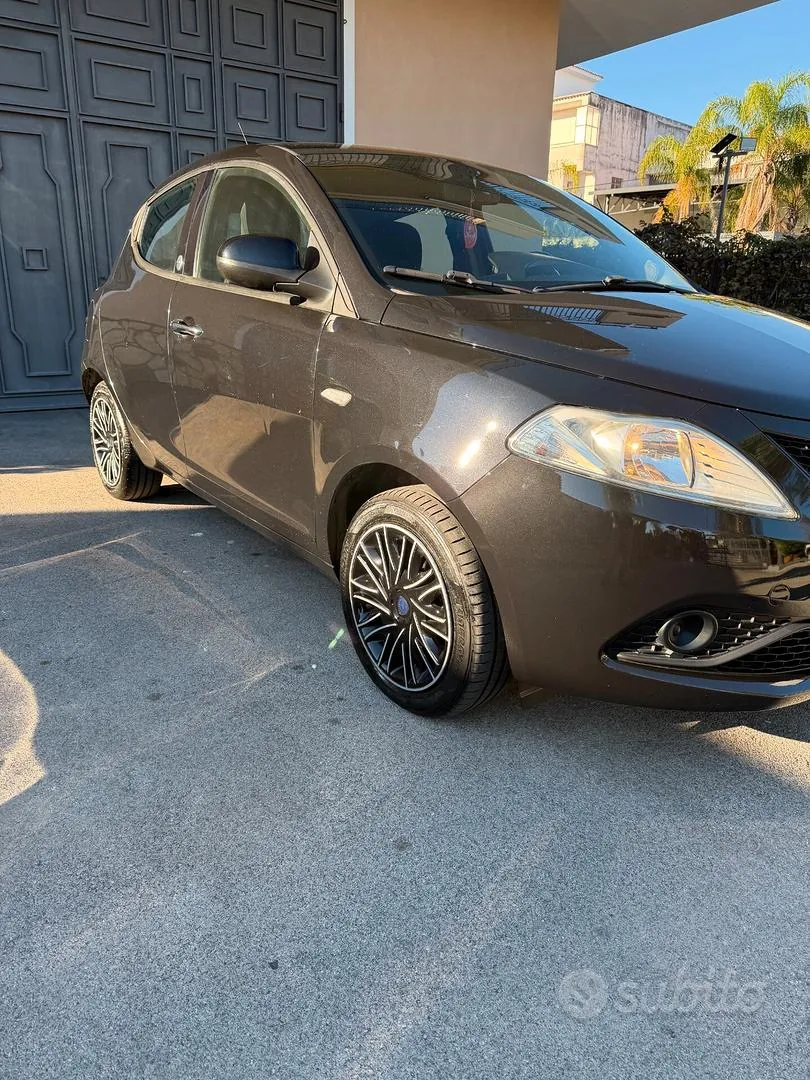 Lancia Ypsilon 2019 photo 3