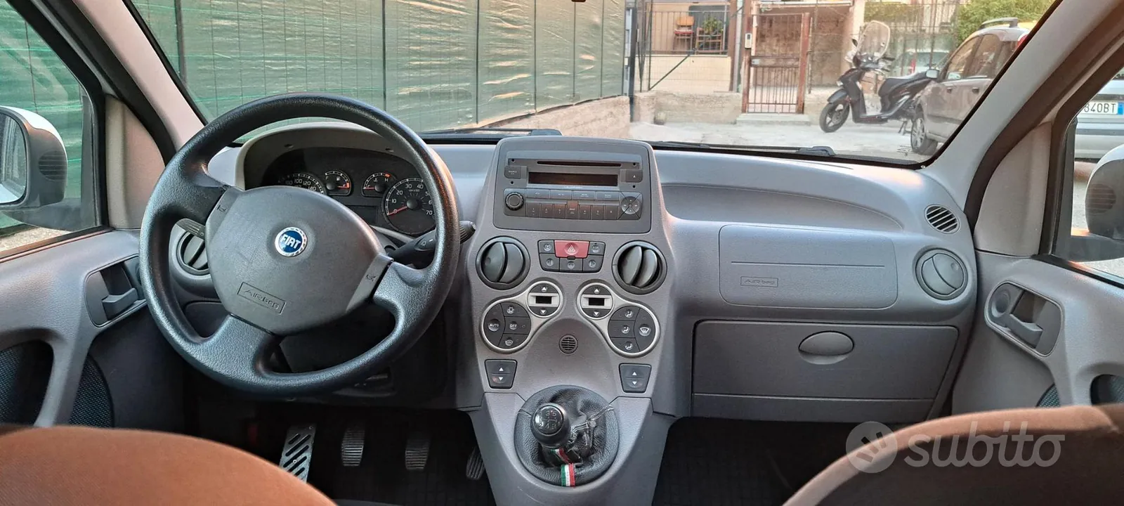 Fiat Panda 2005 photo 2