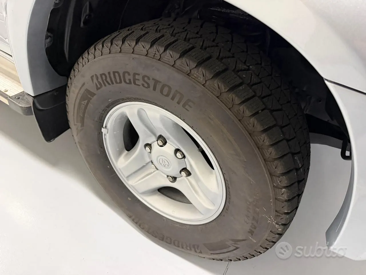 Toyota Land Cruiser 2001 photo 4