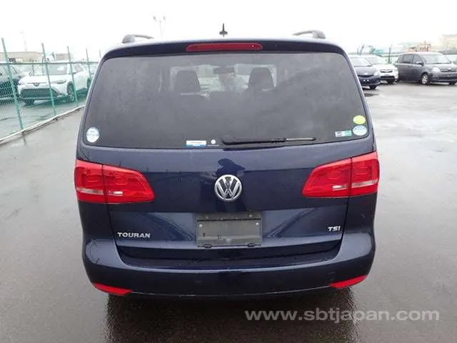 Volkswagen Golf Touran 2011 photo 5