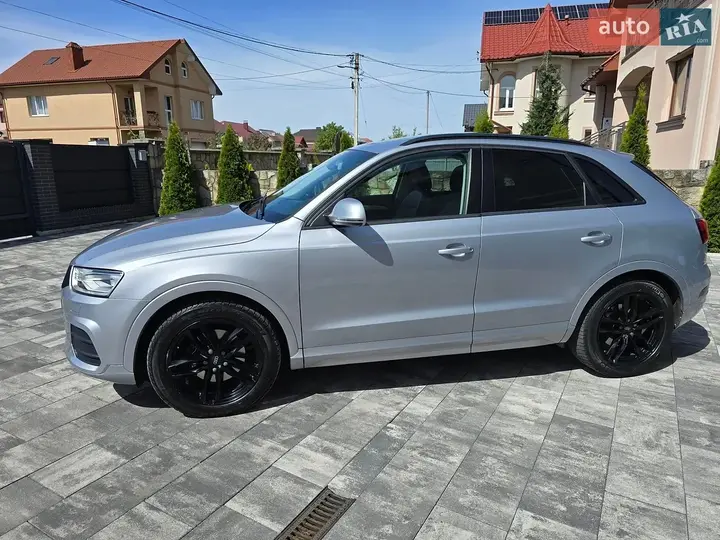 Audi Q3 2016 photo 2