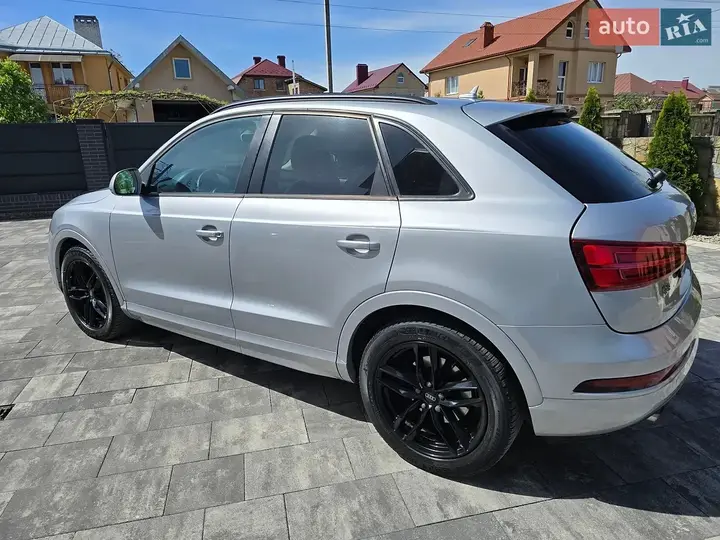 Audi Q3 2016 photo 3