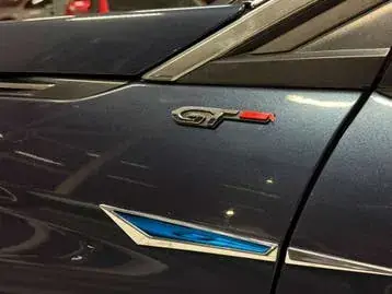 Peugeot 5008 2017 photo 3