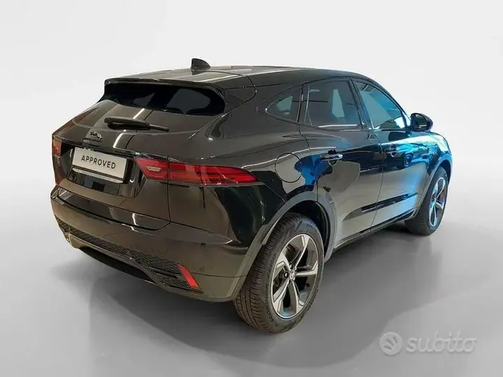 Jaguar E-Pace 2023 photo 2