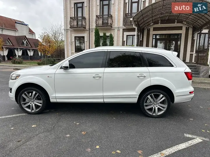 Audi Q7 2014 photo 5