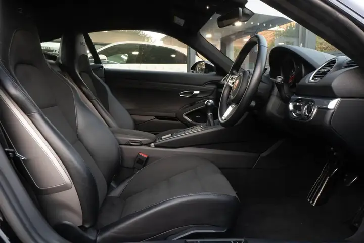 Porsche 718 Cayman 2022 photo 2