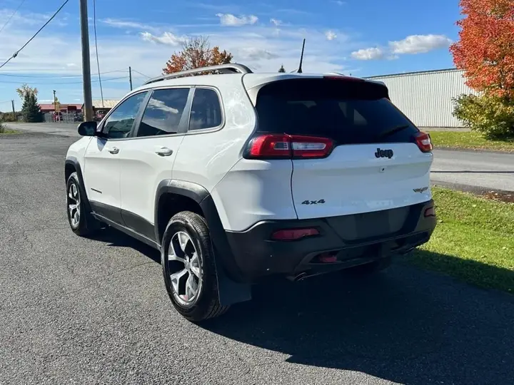 Jeep Cherokee 2016 photo 4
