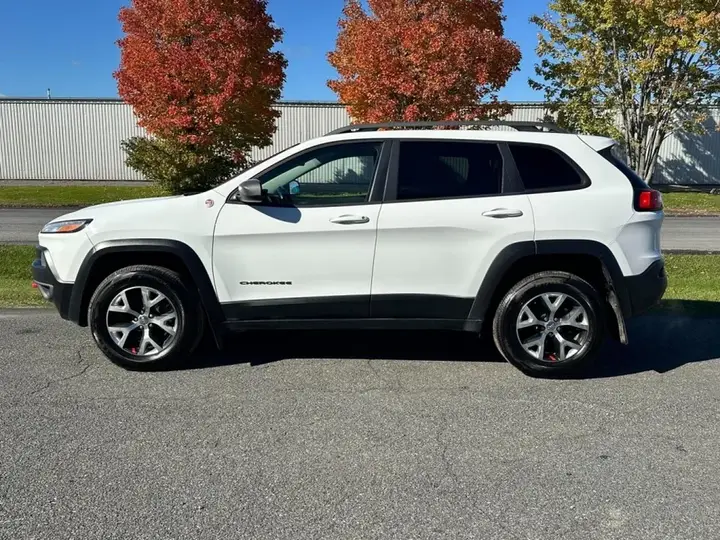 Jeep Cherokee 2016 photo 3