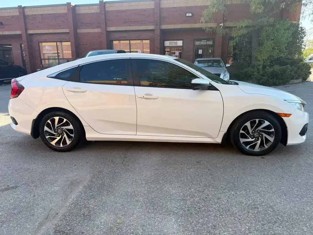 Honda Civic 2016 photo 5