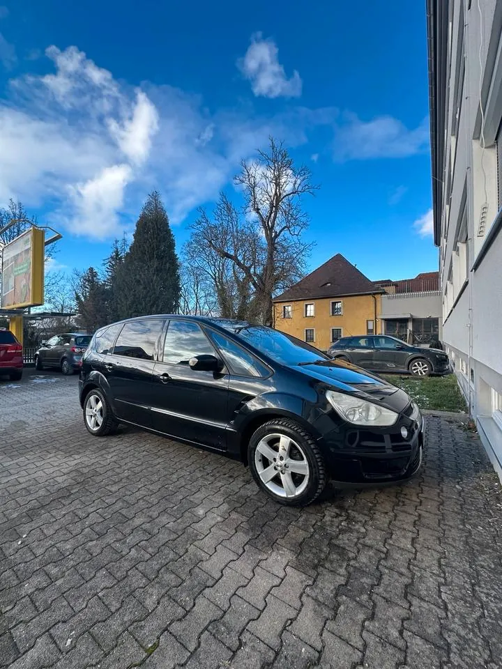 Ford S-Max