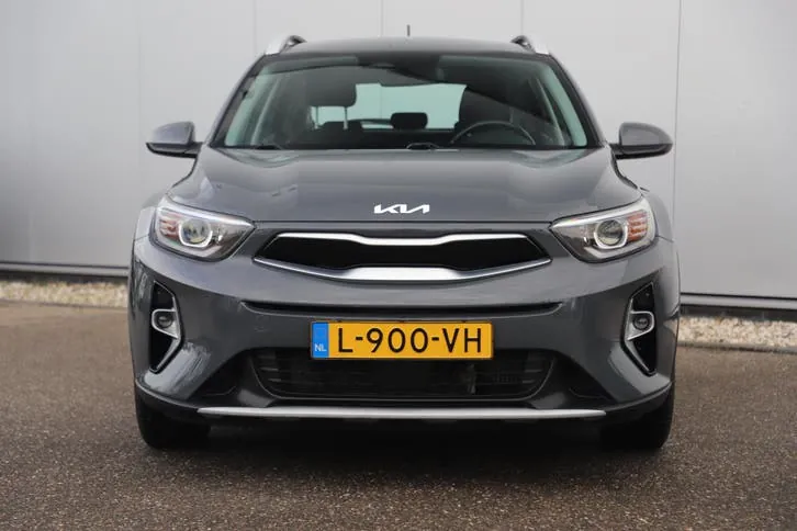 Kia Stonic 2021 photo 2