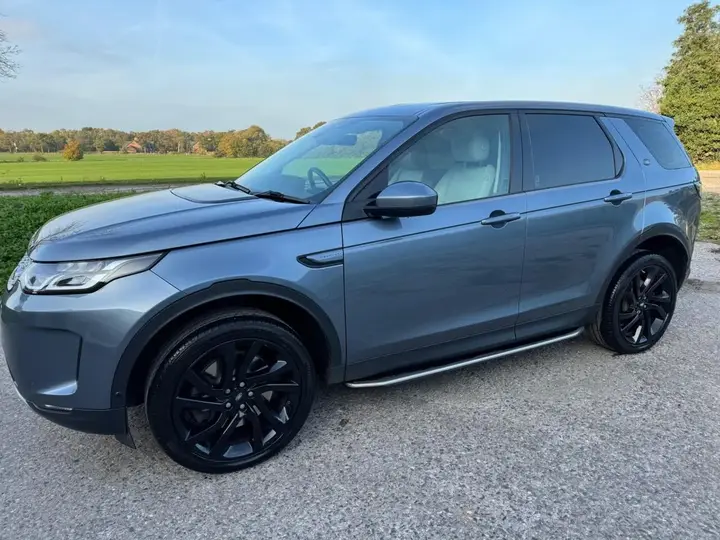 Land Rover Discovery Sport 2020 photo 5