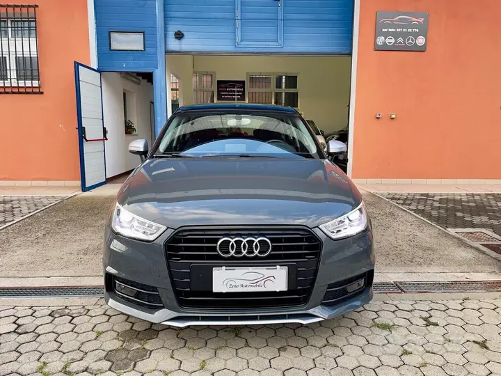Audi A1 2018 photo 2