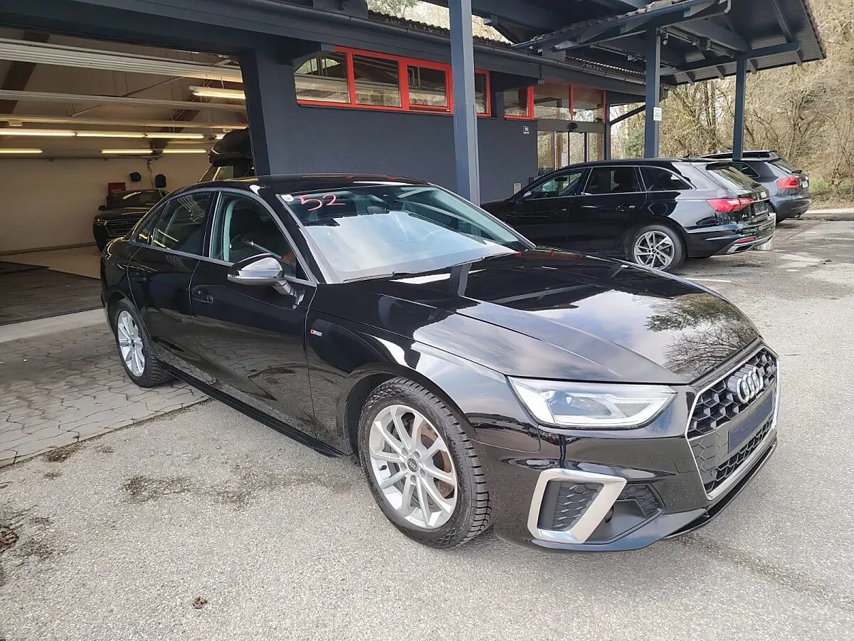 Audi A4 2020 photo 2