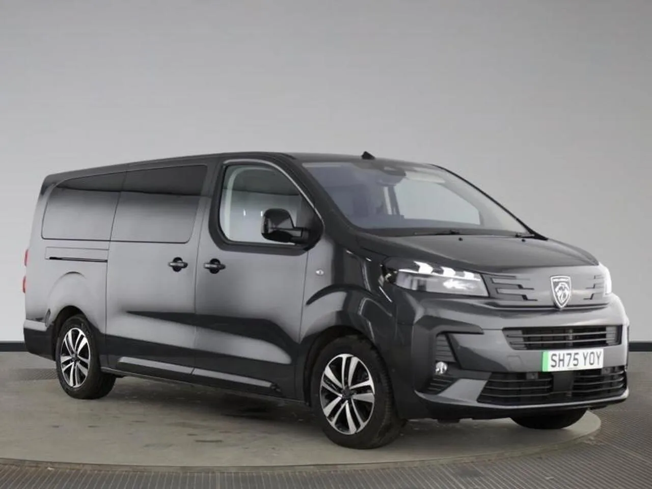 Peugeot E-Traveller