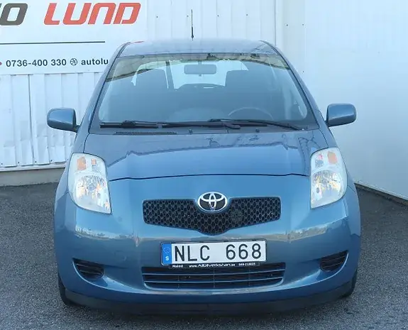 Toyota Yaris 2006 photo 2