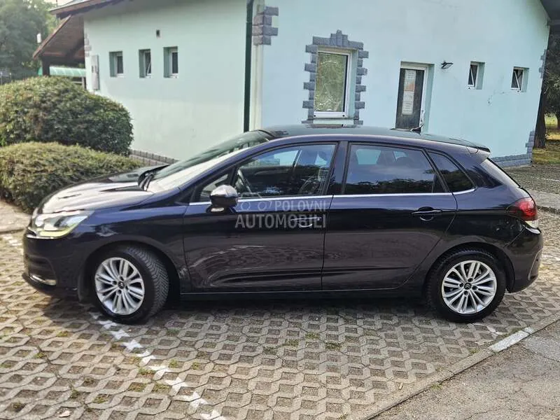 Citroen C4 2017 photo 2
