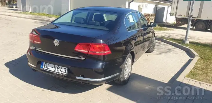 Volkswagen Passat 2013 photo 3