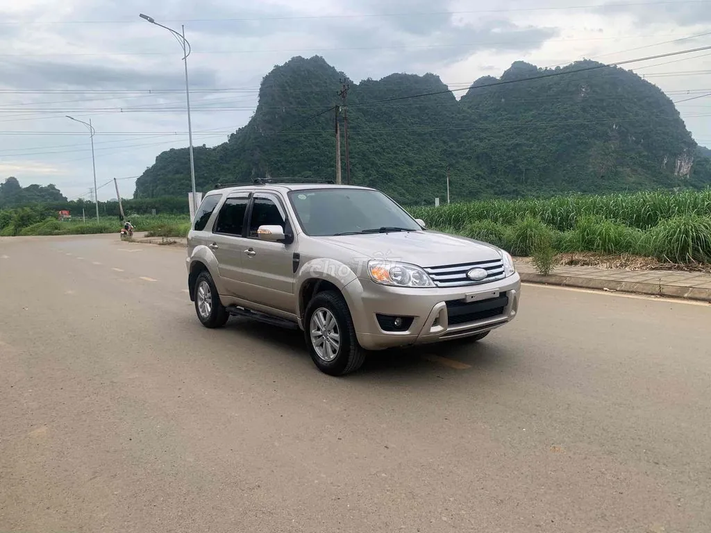 Ford Escape 2009 photo 2