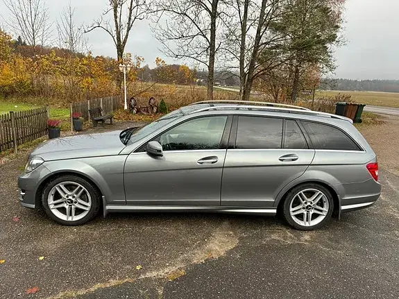 Mercedes-Benz C 220 2013 photo 3