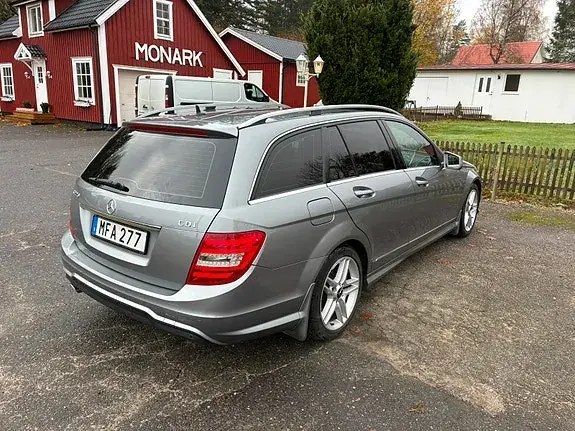 Mercedes-Benz C 220 2013 photo 4