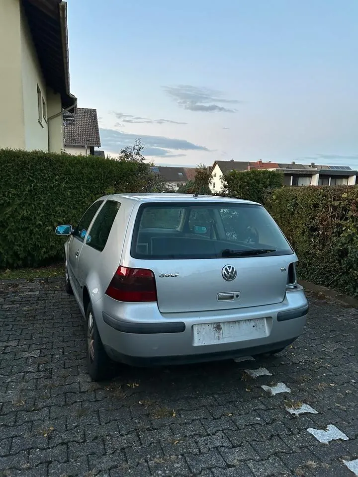 Volkswagen Golf 4