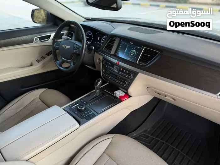 Genesis G80 2016 photo 4