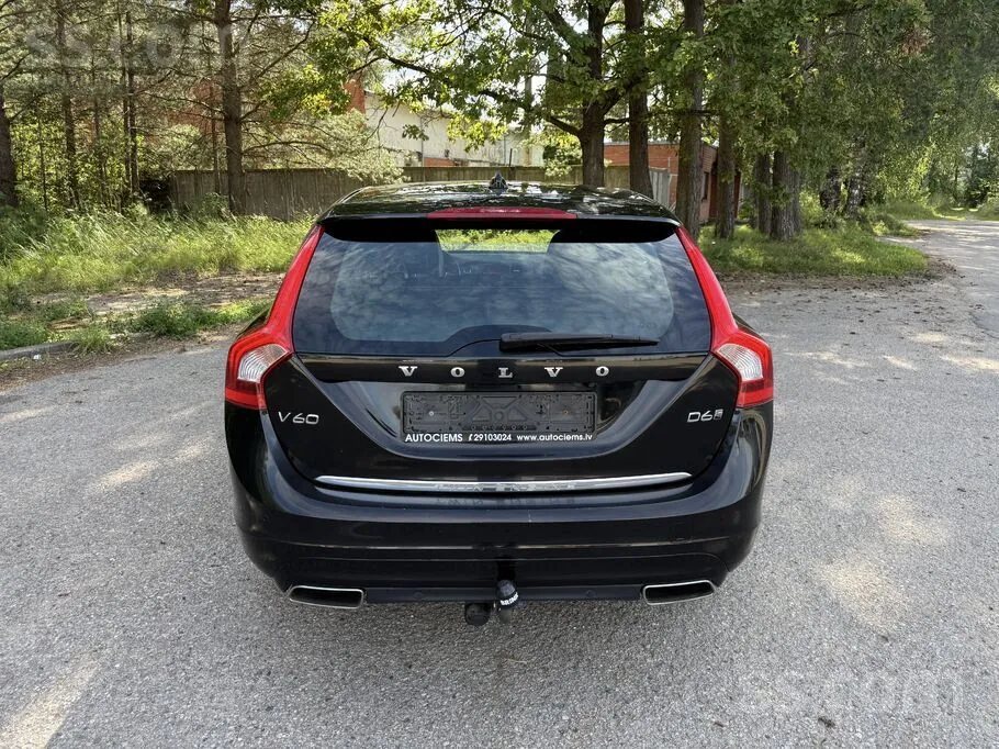 Volvo V60 2017 photo 5