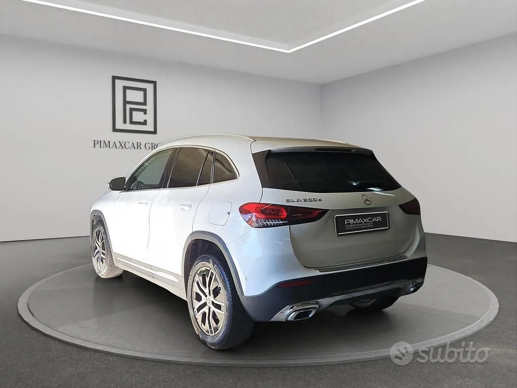 Mercedes-Benz Gla 2022 photo 3