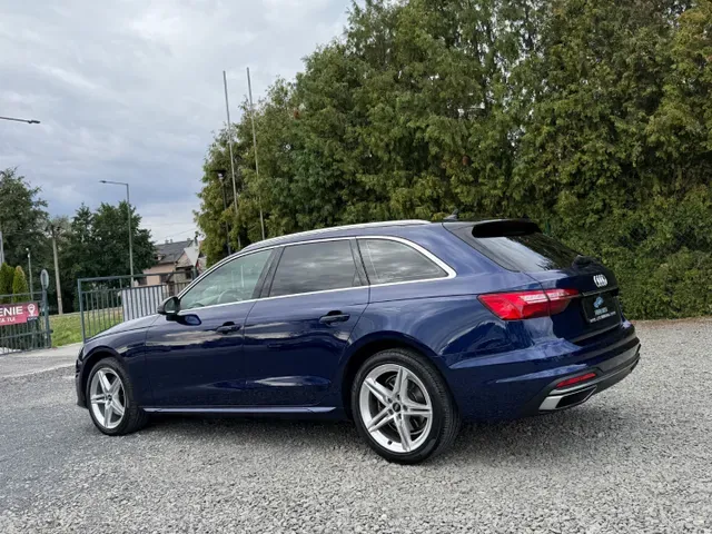 Audi A4 Avant 2023 photo 4