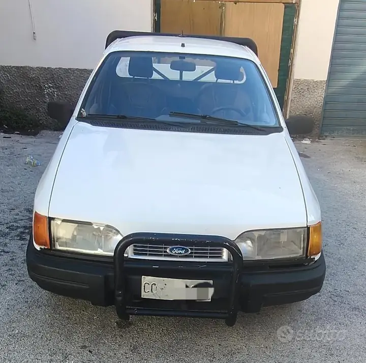 Ford Sierra 1989 photo 3