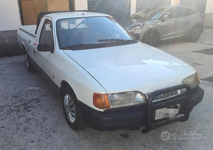 Ford Sierra 1989 photo 2