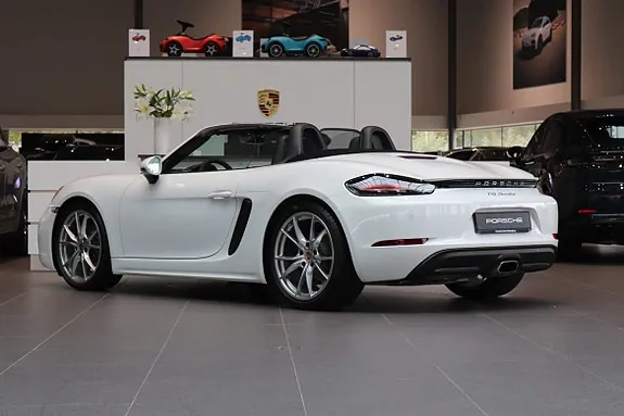 Porsche 718 2018 photo 2