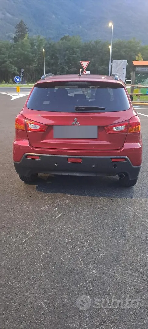 Mitsubishi Asx 2011 photo 2