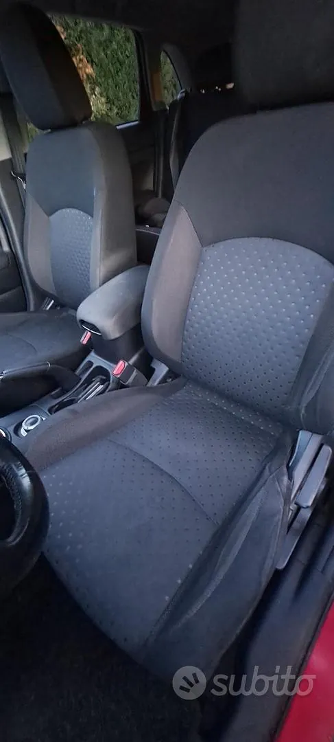 Mitsubishi Asx 2011 photo 5