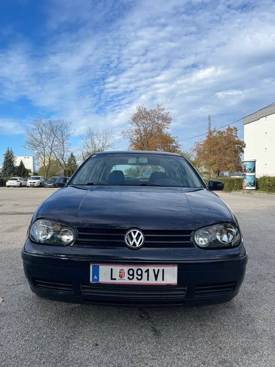 Volkswagen Golf 2000 photo 2