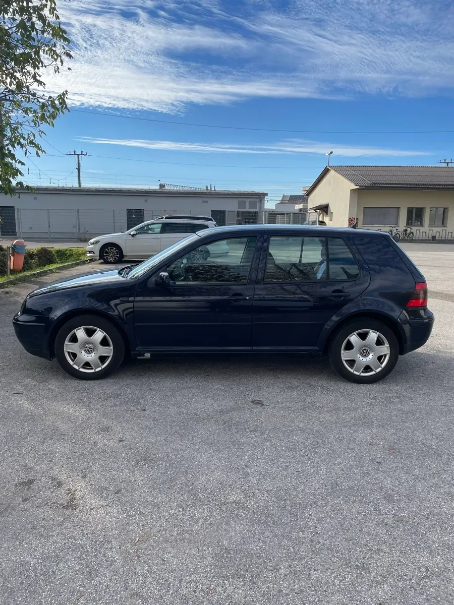 Volkswagen Golf 2000 photo 3