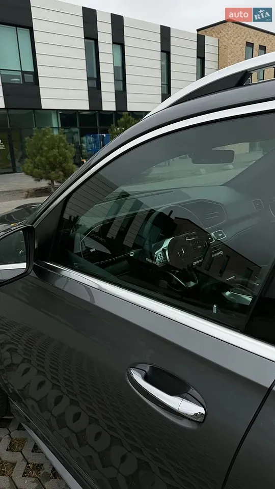 Mercedes-Benz Gle-Class 2022 photo 2