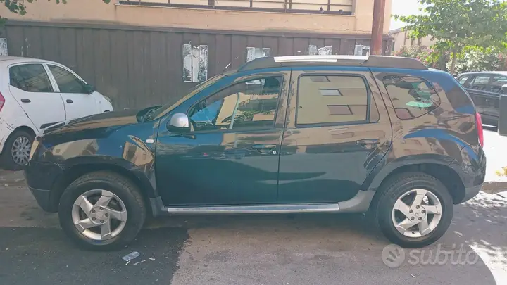 Dacia Duster 2011 photo 2
