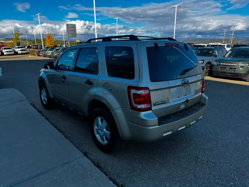 Ford Escape 2012 photo 3