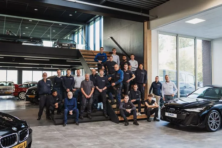 BMW 5 Series 2016 photo 3
