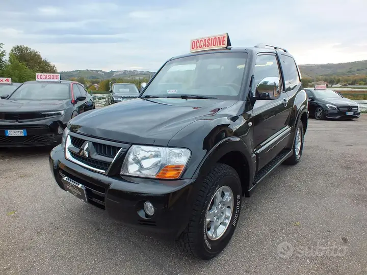 Mitsubishi Pajero 2004 photo 3