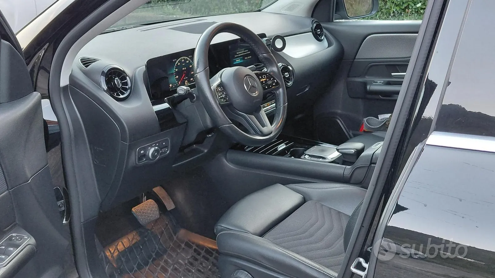 Mercedes-Benz Gla 2023 photo 4